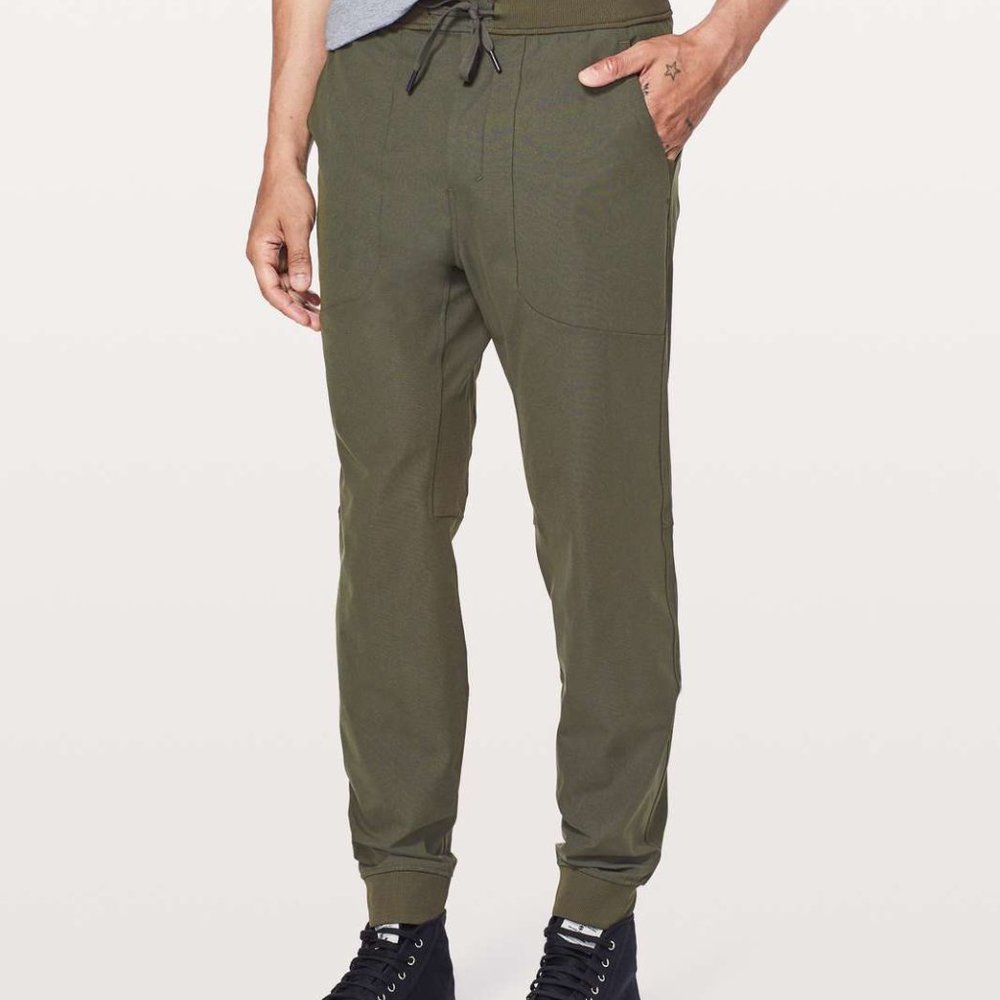 Lululemon ABC Jogger Size L 29", Olive